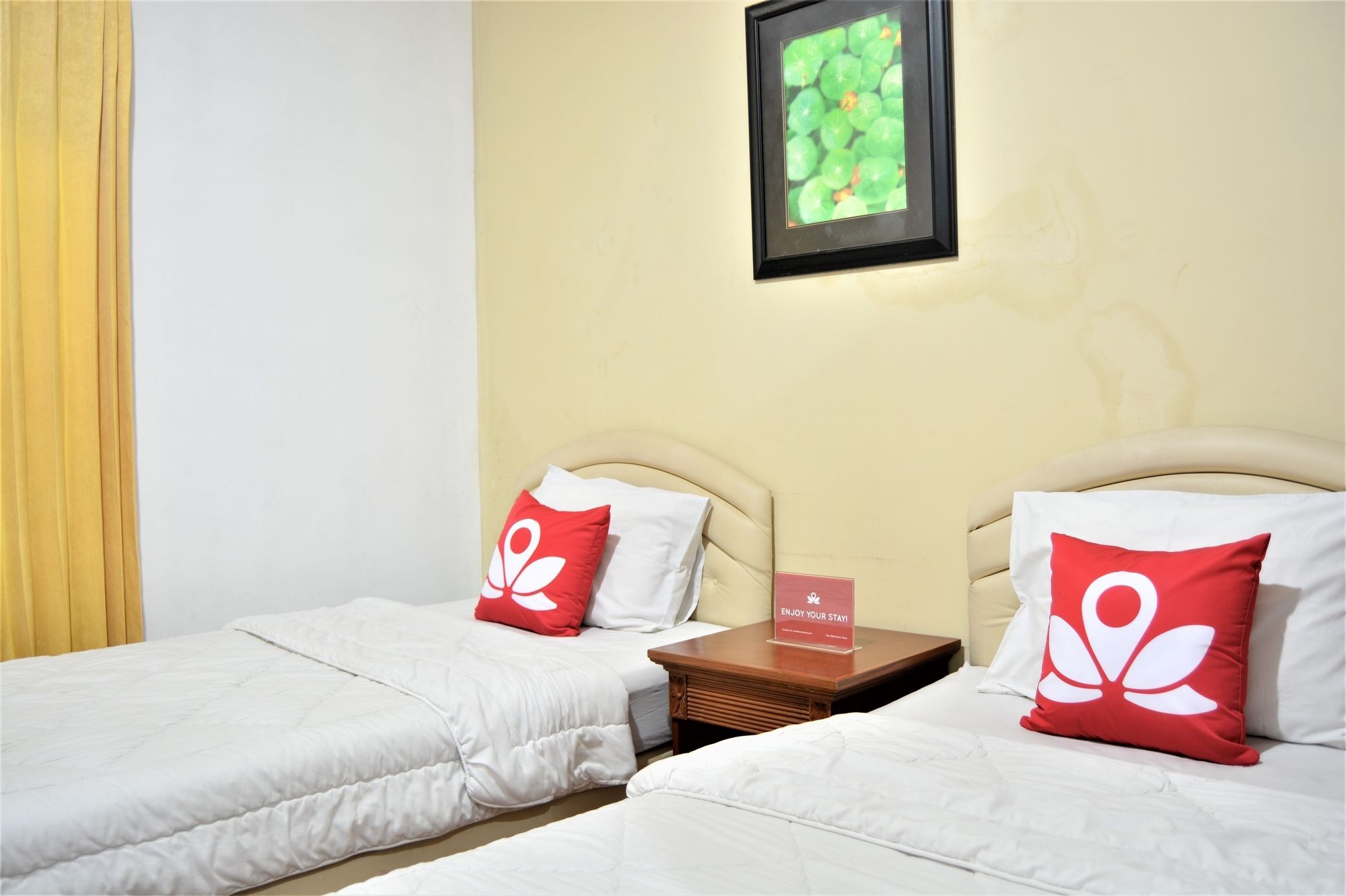 Zen Rooms Basic Cipanas Km.78 Екстер'єр фото